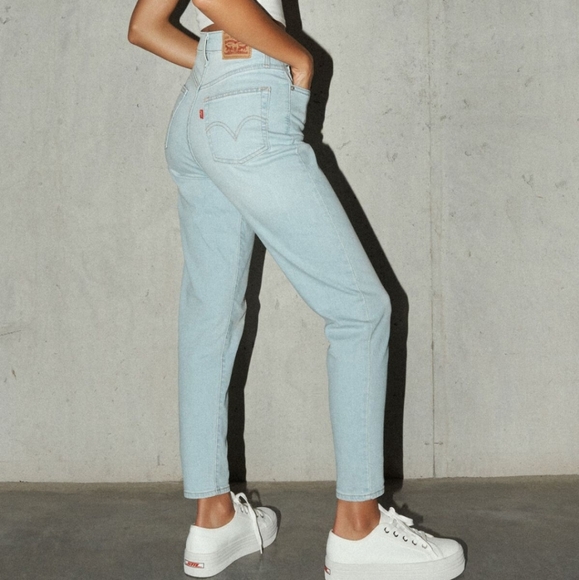 Levi's Taper High Waisted Rise Jeans - Picture 4 of 11